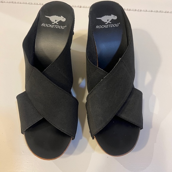 Rocket Dog Wedge Sandals - Picture 3 of 9